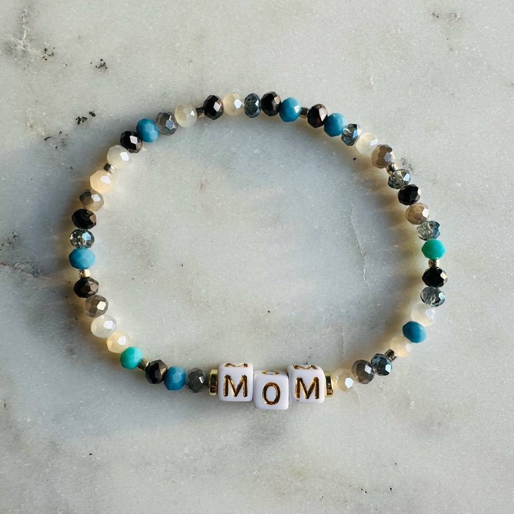Mom Colorful Beaded Word Bracelet, Mama Beaded Bracelet, Mothers Day Gift